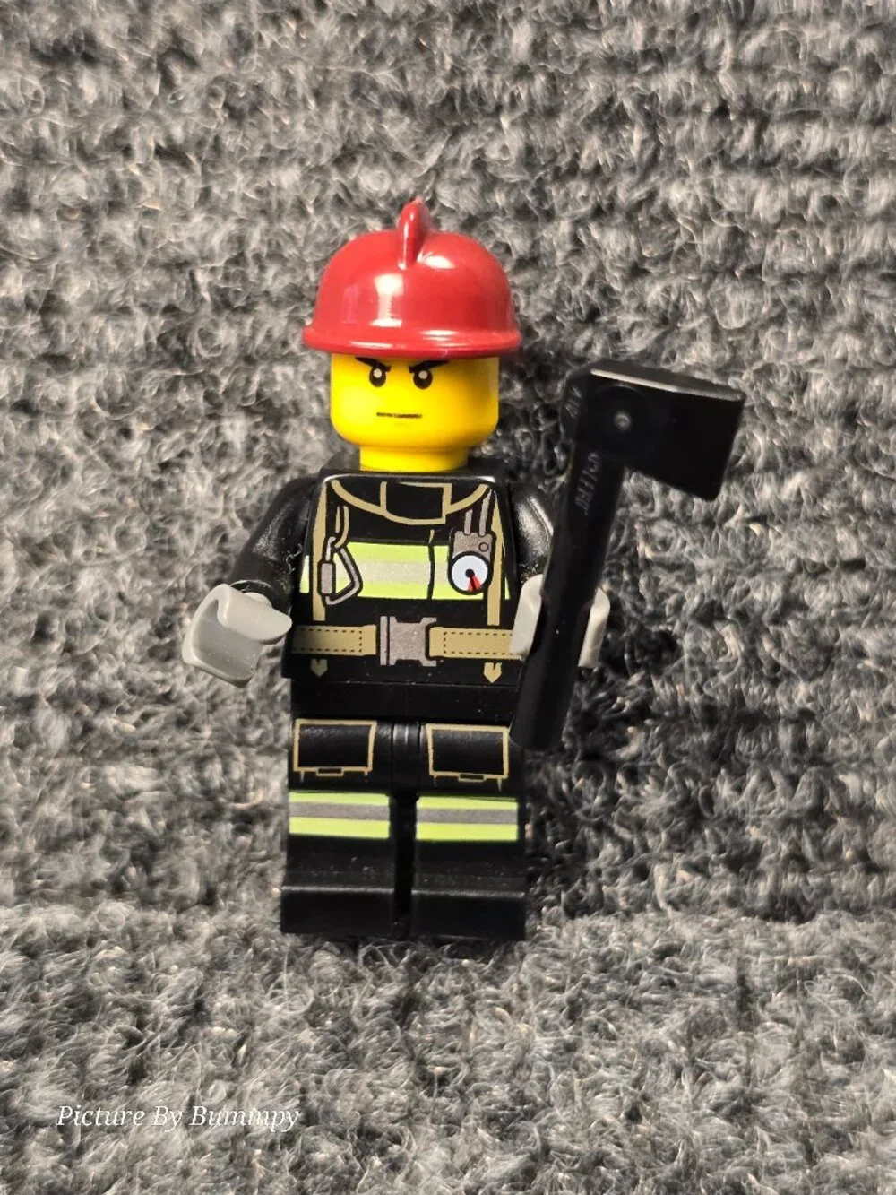 LEGO City Firefighter minifigure,